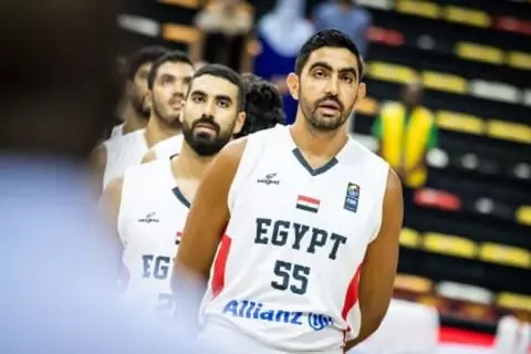 عمر طارق يطمئن الجماهير: جاهزون لتحدي الكاميرون في ربع نهائي الأفروباسكت